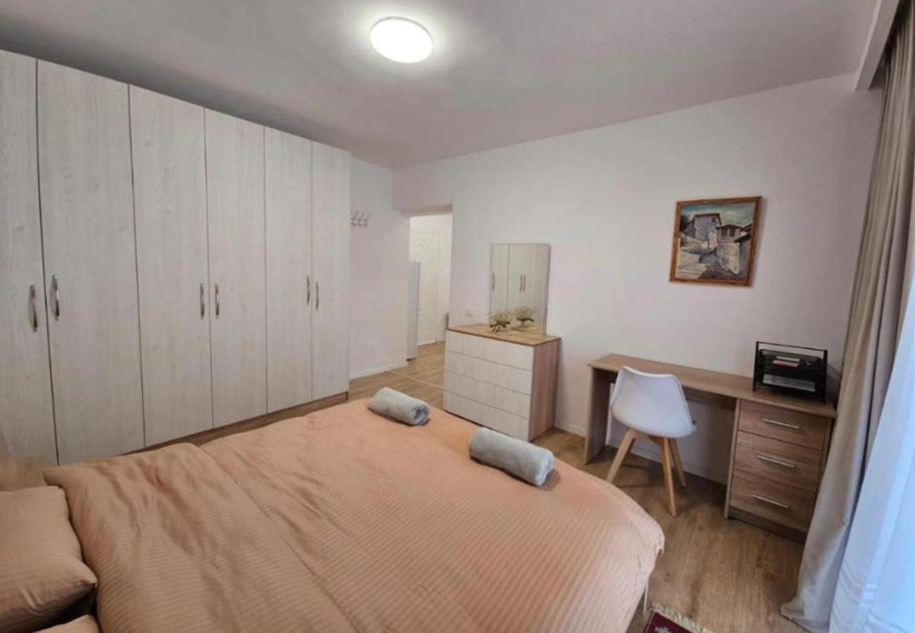 Apartmán Kalpazo Myslym Shyri Tirana Exteriér fotografie